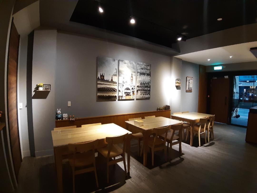 藏青民宿the Wind Guesthouse-Youth Inn Tainan Luaran gambar