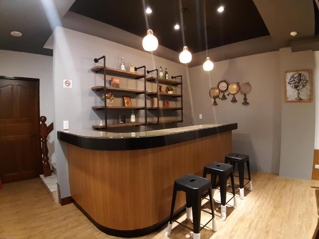 藏青民宿the Wind Guesthouse-Youth Inn Tainan Luaran gambar