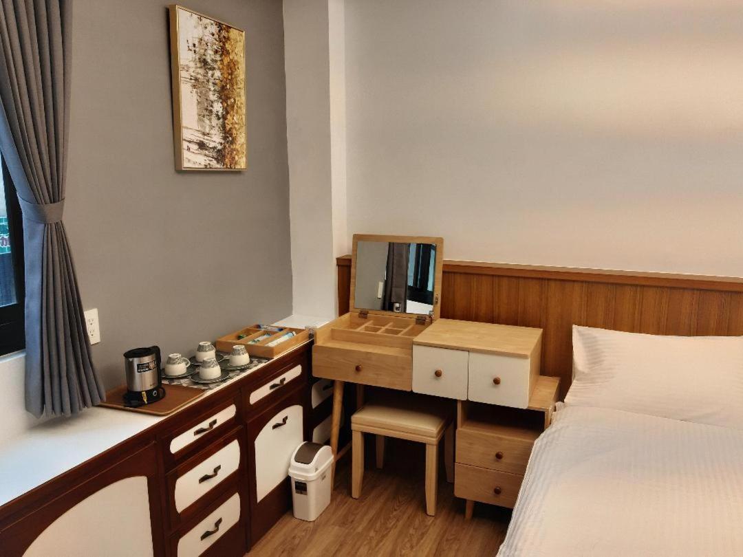 藏青民宿the Wind Guesthouse-Youth Inn Tainan Luaran gambar